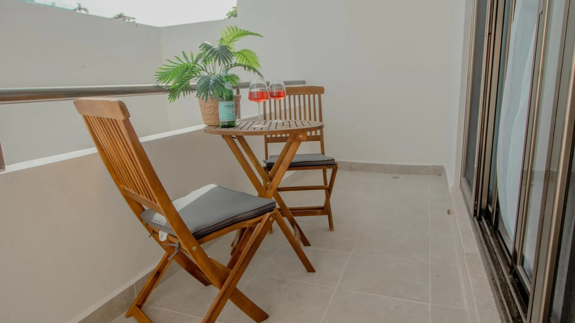 Itzamna Luxury Condos Whit Ocean Viewpool Playa del Carmen Messico